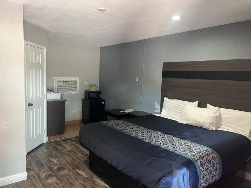LaBelle Motel - photo 6