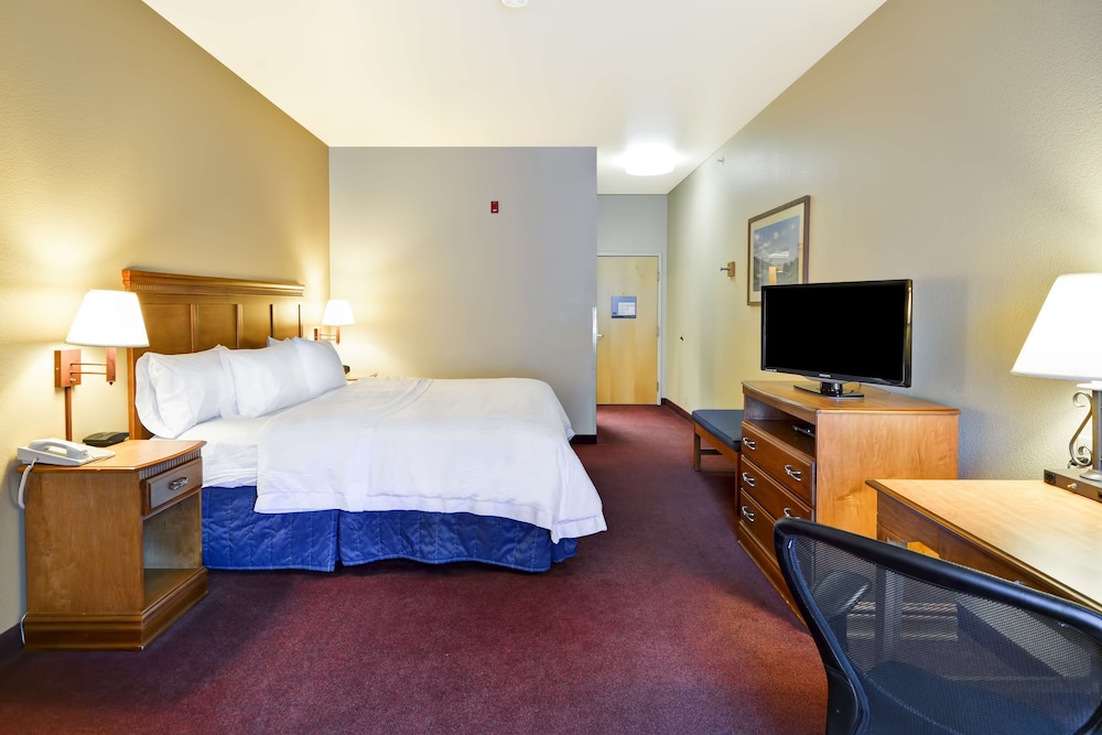 Hampton Inn Bozeman - photo 11