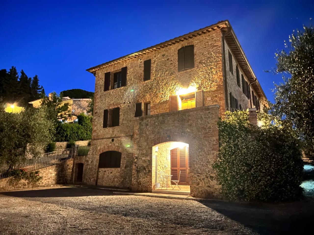 Laurel Apartment — 4-Star Luxury Hotel in Siena, Italy
