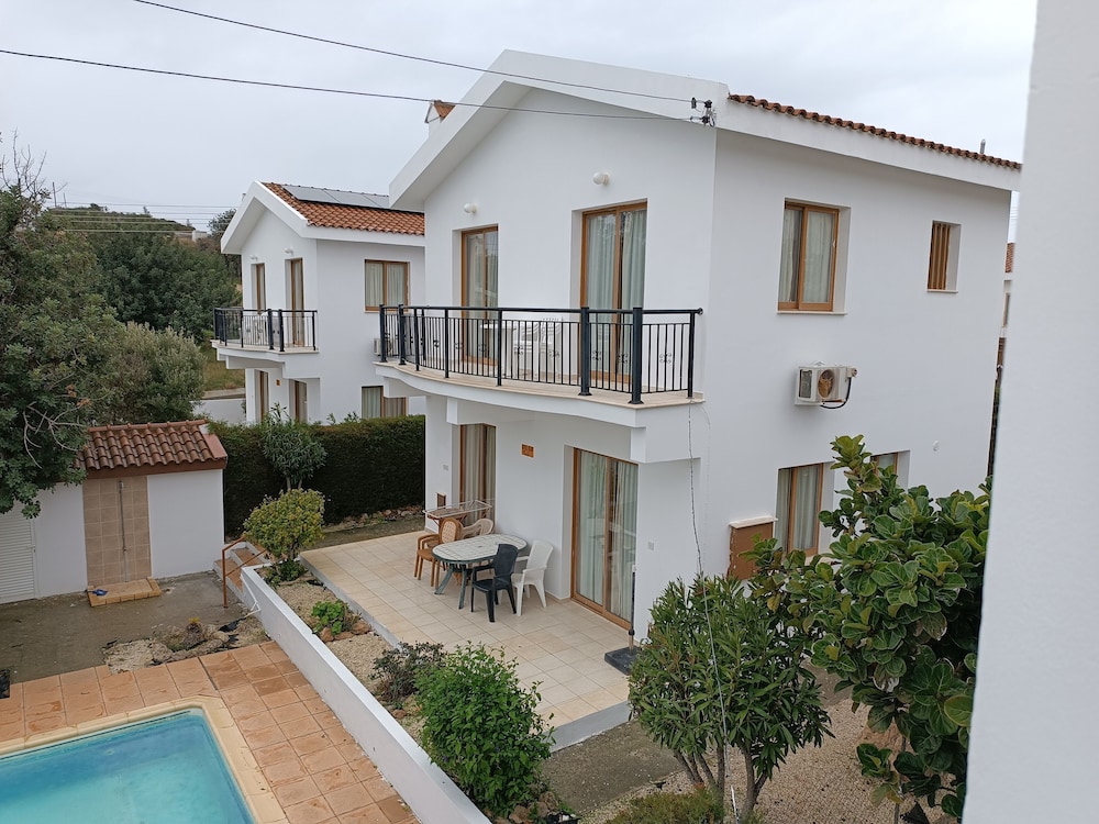 Kapsalia Holiday Villas