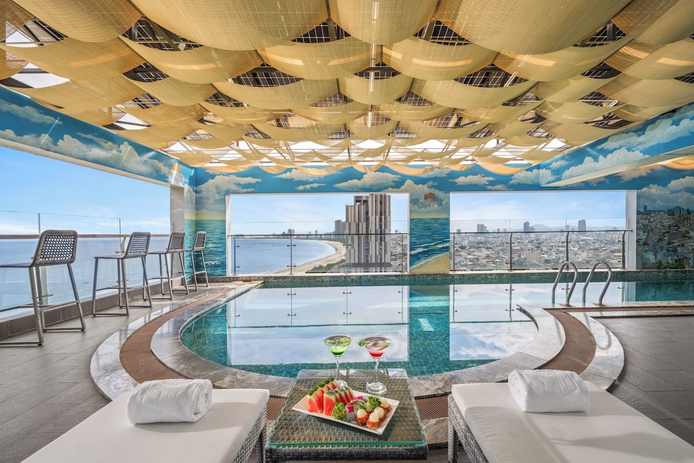 Nguyen Gia Hotel — 4-Star Luxury Hotel in Da Nang, Vietnam