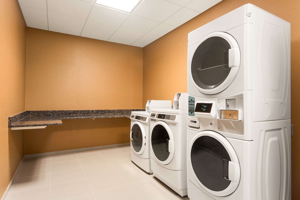 Hampton Inn Kennewick at Southridge - photo 19