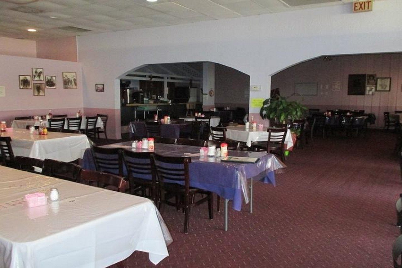 Magnuson Hotel Brownsville - photo 3