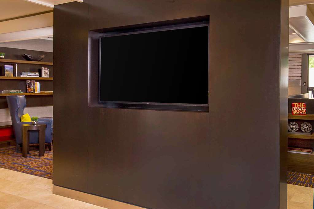 Sonesta Select Durham Research Triangle Park - photo 25