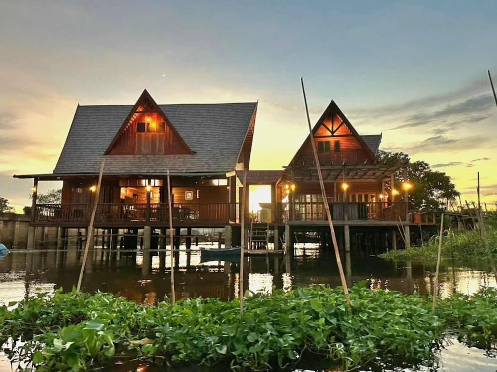 RuenKijja in Pathum Thani, Thailand