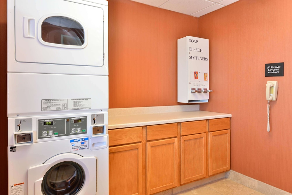 Hampton Inn Grand Island - photo 24