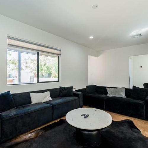 Cheerful PHX Home and Guest House in Central PHX — 4-Star Luxury Hotel in Phoenix, United States