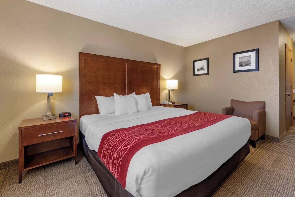 Comfort Inn & Suites Hays I 70 - photo 5