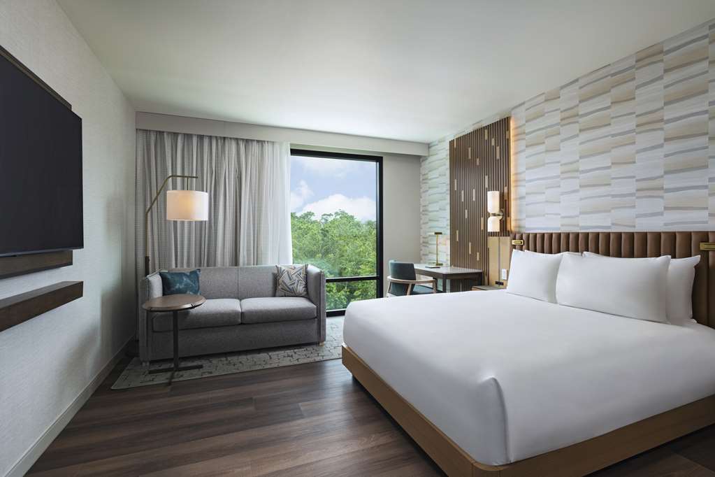 Hyatt Regency Conroe - photo 26