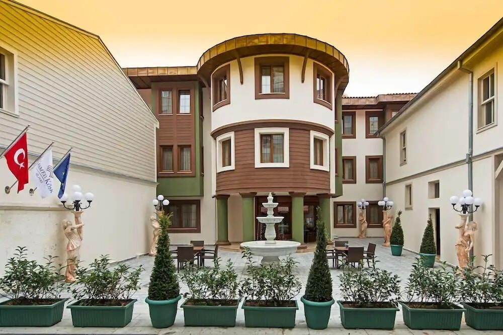 Çeşmeli Konak Otel — hotel in Silivri