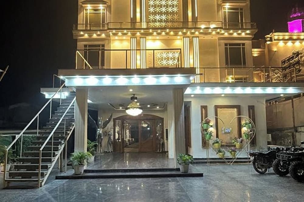 Hotel Beubelle in Meerut, India