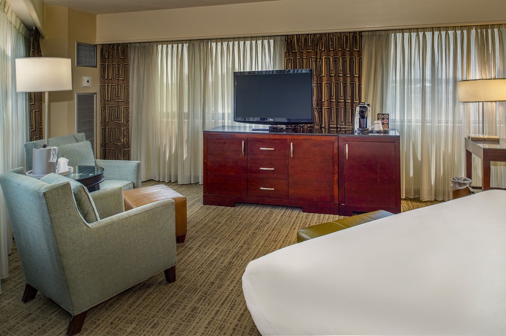 Crowne Plaza St. Louis Airport by IHG - photo 86
