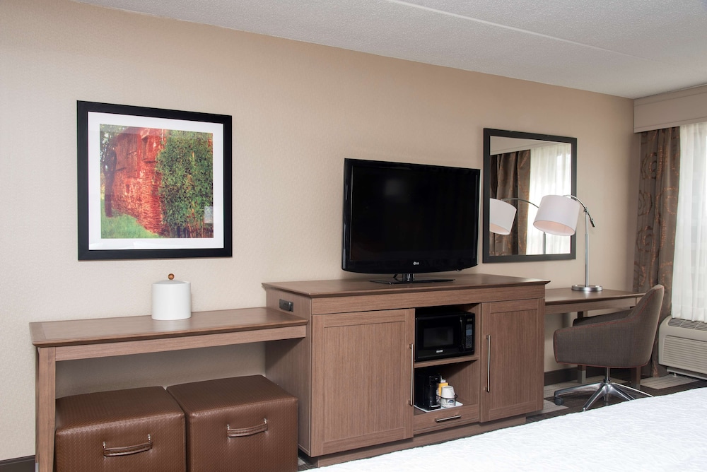 Hampton Inn Seymour - photo 21
