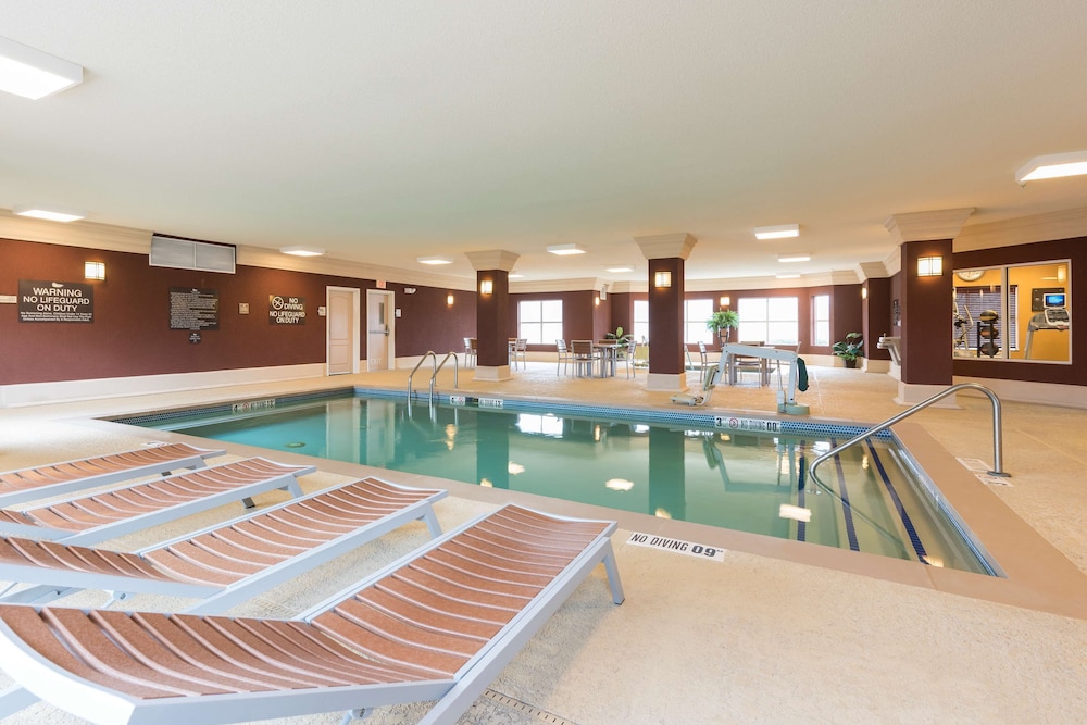 Homewood Suites by Hilton Bloomington - photo 55