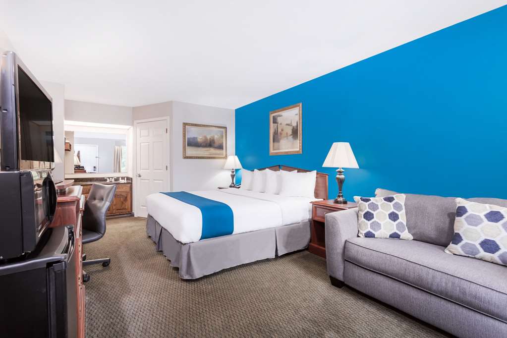 Baymont by Wyndham Duncan Spartanburg - photo 4