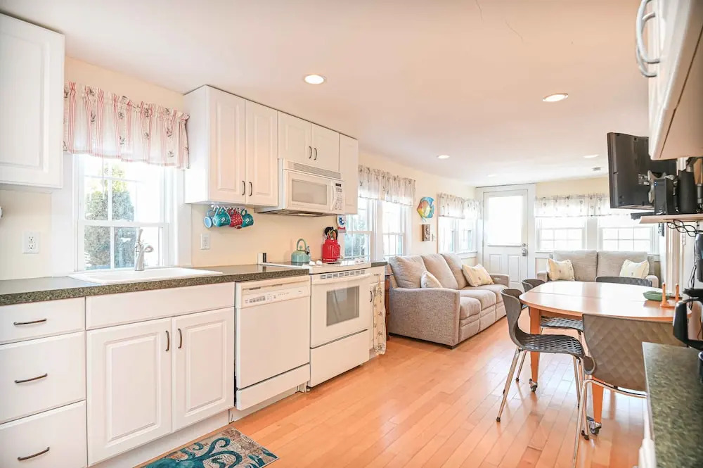 Long Sands Sunrise in York Beach, United States