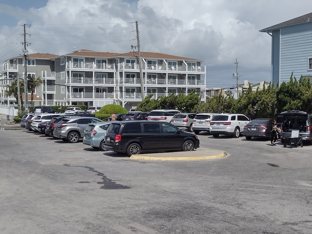 Sandpeddler Inn & Suites - photo 286