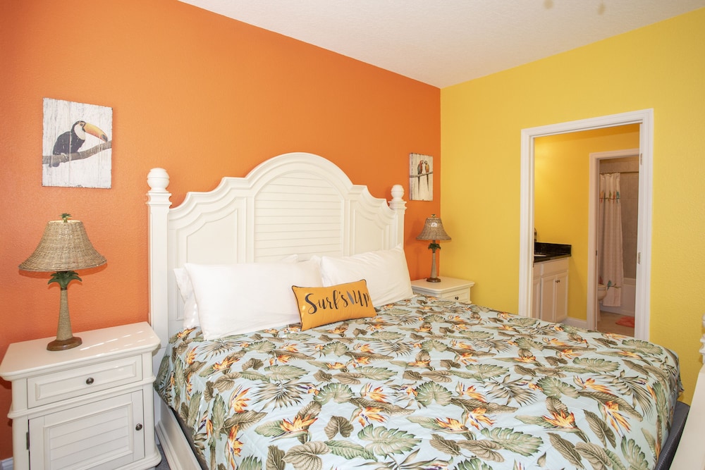 Marvelous 4 Bedroom w Pool @ Festival Resort 197 - photo 11