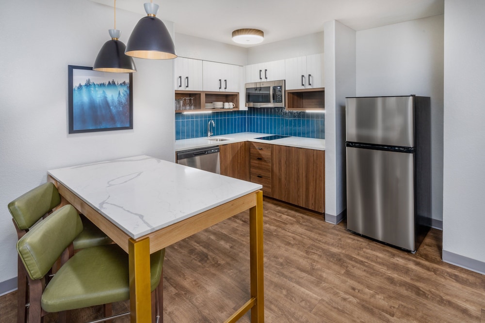 Staybridge Suites Denver Cherry Creek by IHG - photo 27