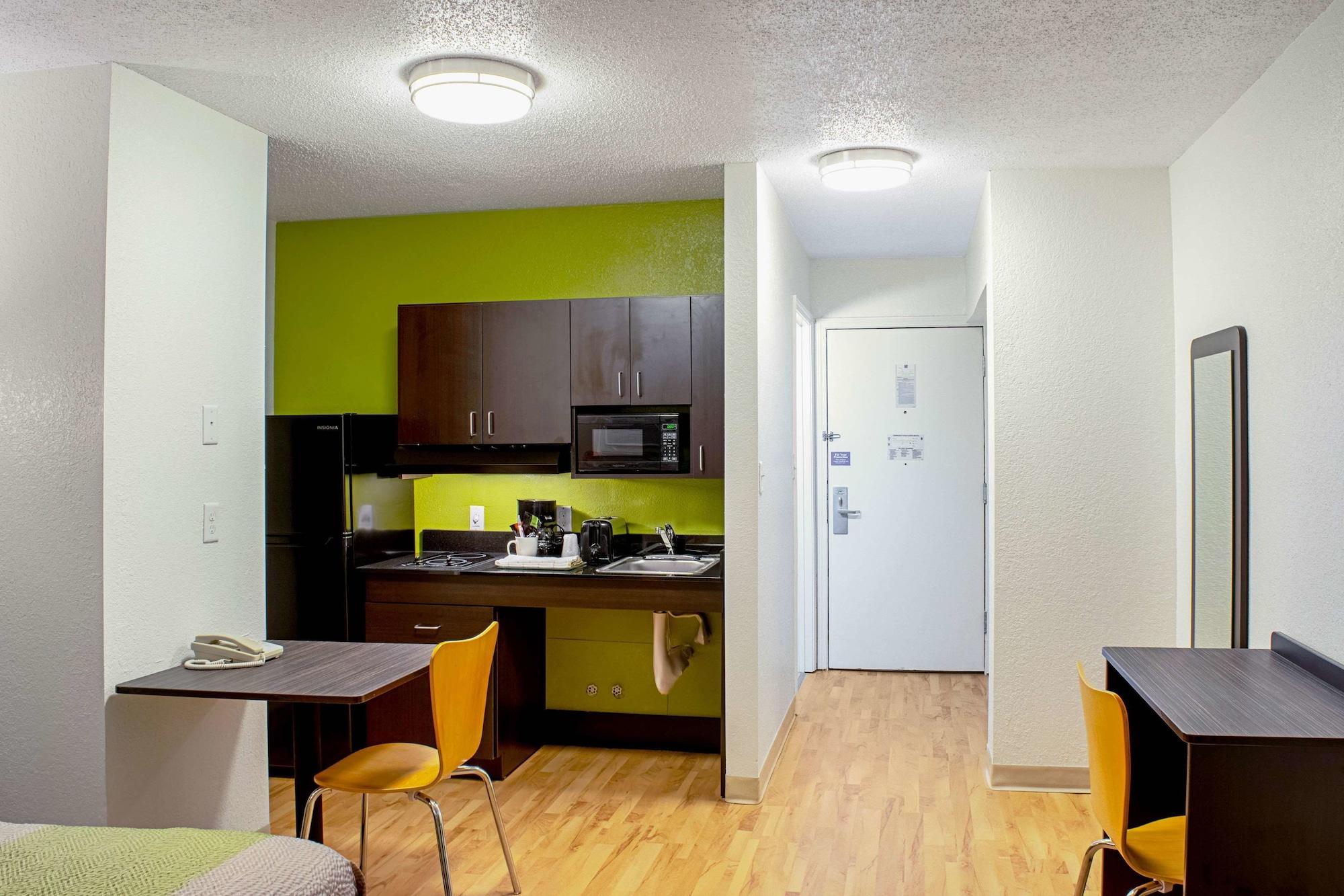 Welcome Suites Springdale - photo 21