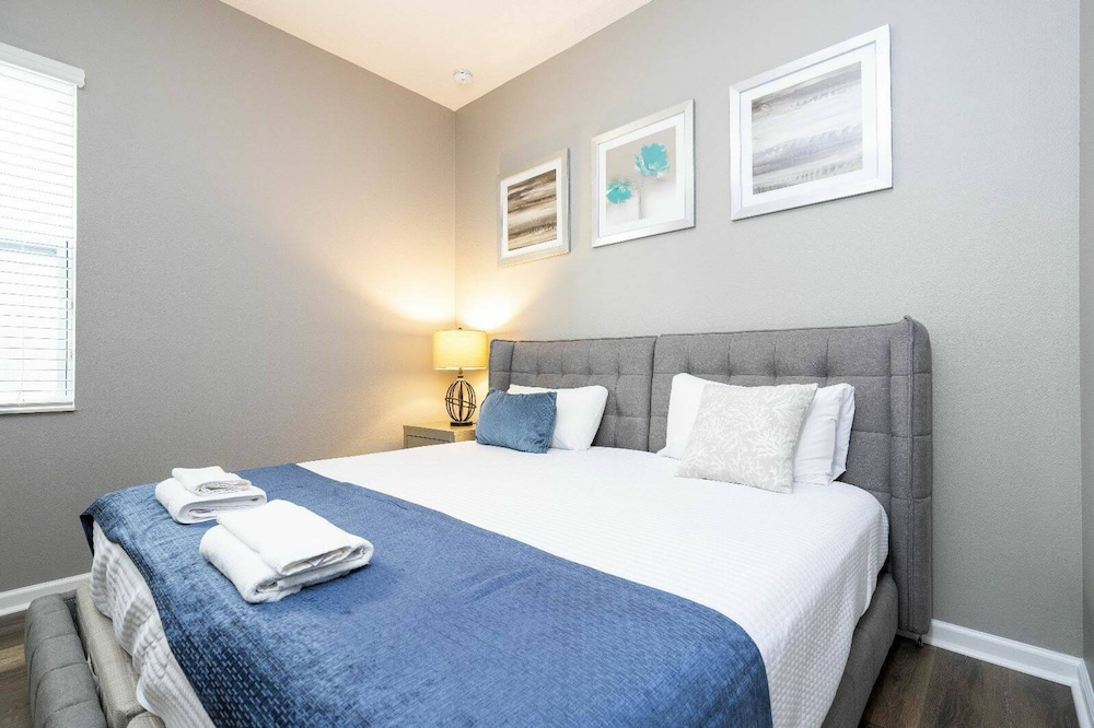 Solterra 12bd 11 5bat Sleeps24 Disney Pool Spa - photo 32