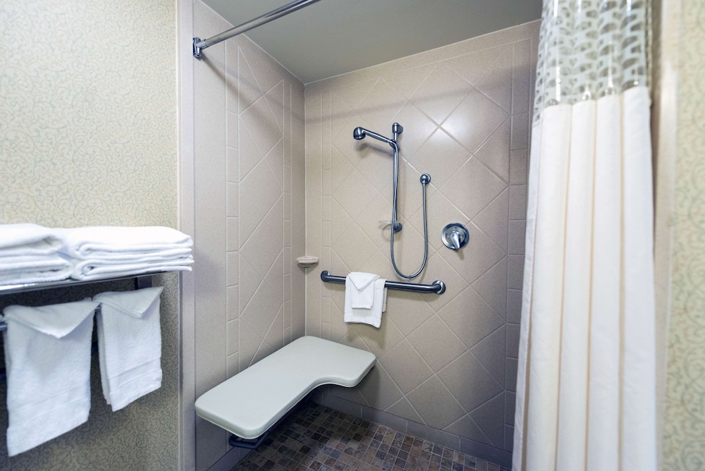 Hampton Inn & Suites Vicksburg - photo 52