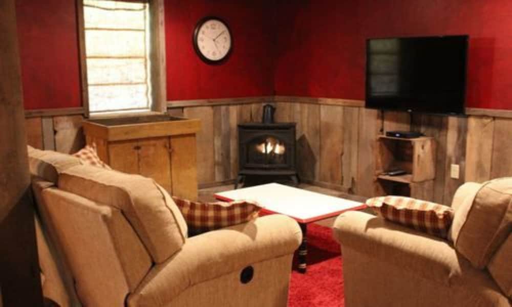 Amish Country Comfort - photo 12