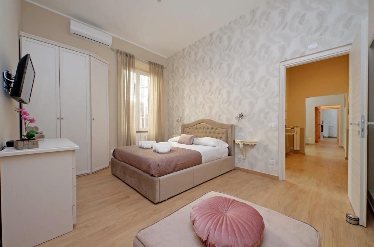 Julius House — 4-Star Luxury Hotel in Rome, Italy