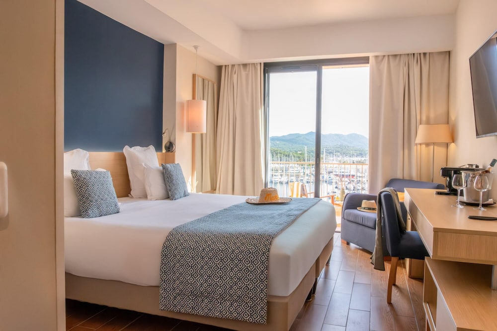 Hotel Hélios — Toulon — photo 4