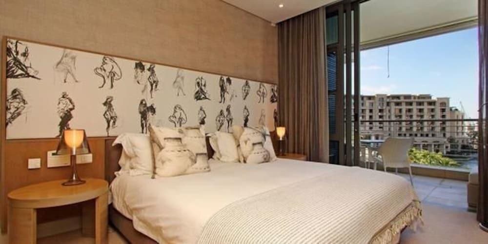 Magnascape Waterfront Apartments