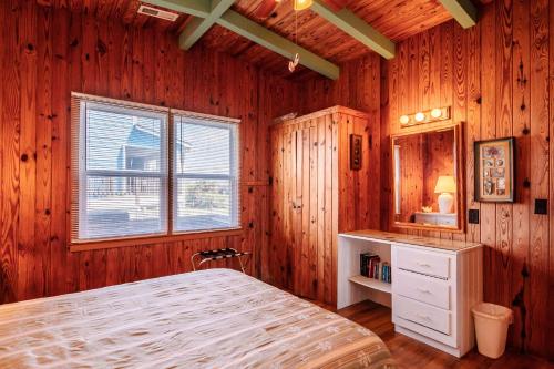 Sound Sleeper by Oak Island Accommodations - photo 47