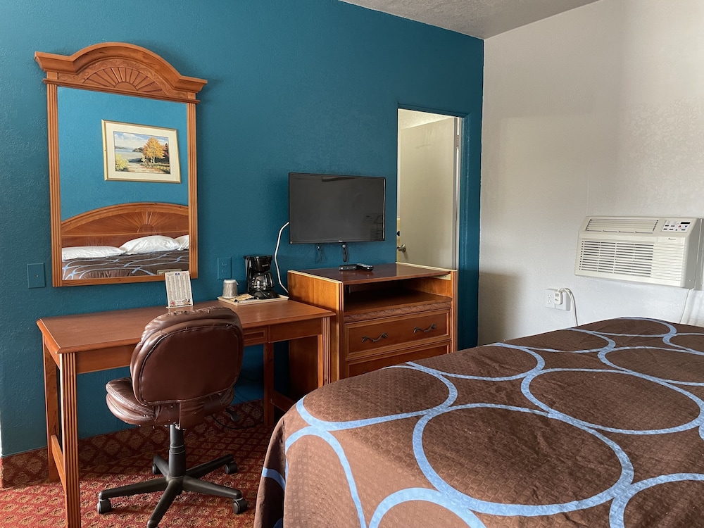 American Inn of Daytona - photo 22