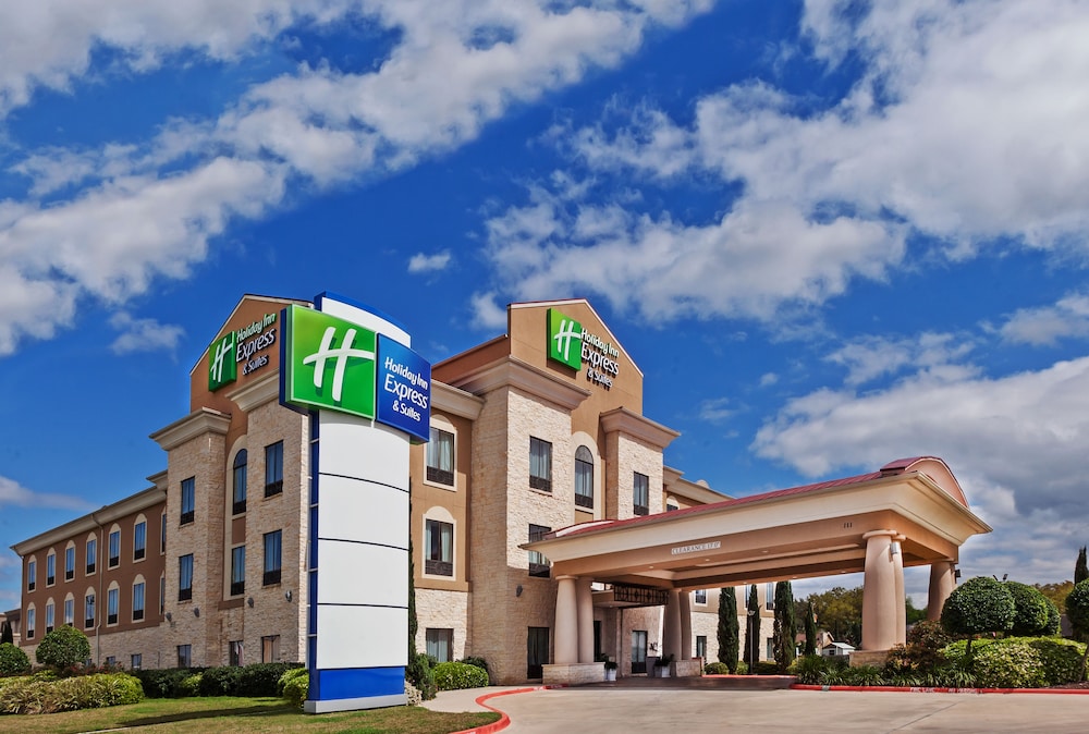 Holiday Inn Express Hotel & Suites Victoria by IHG in Victoria, United States