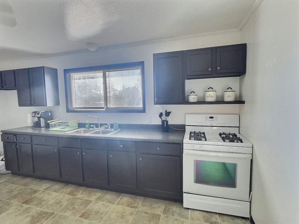 The Oasis Extended Stay - photo 7