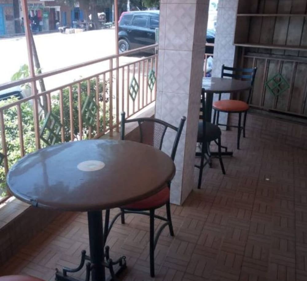 Pivot Hotel — Mwingi — photo 5