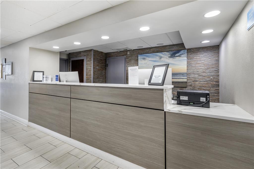 Best Western Salisbury Plaza - photo 13
