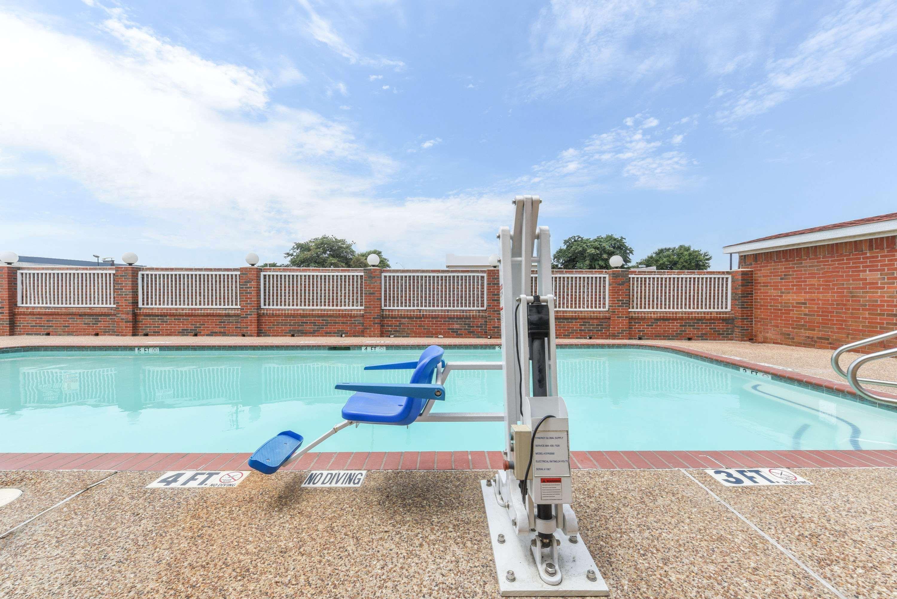 Super 8 by Wyndham Burleson Fort Worth Area - photo 21