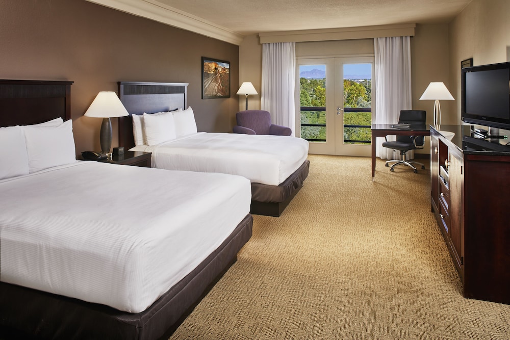 DoubleTree by Hilton Phoenix Mesa - photo 42