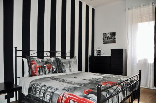Nolo Black White & Coral — 4-Star Luxury Hotel in Milan, Italy