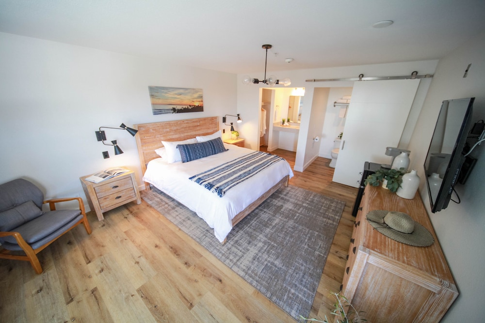 The Surfbreak Hotel - photo 6