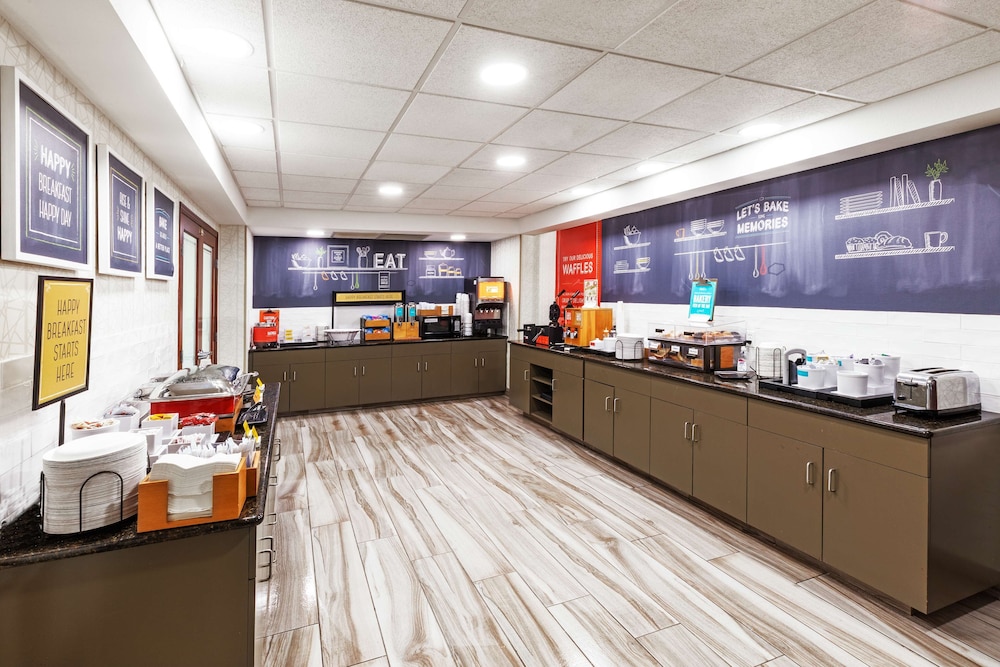Hampton Inn Miami - photo 41