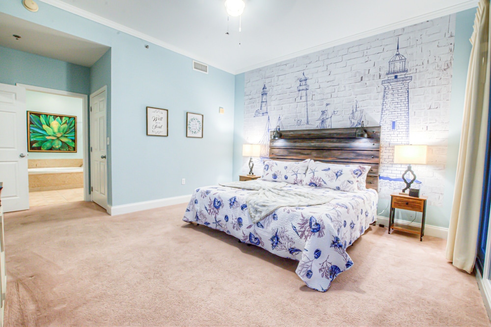 Laketown Wharf Resort by Aneliya's Rentals - photo 194