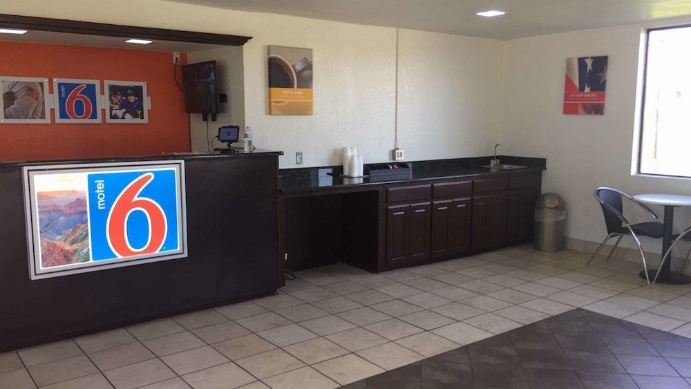 Motel 6 Waco TX - photo 5