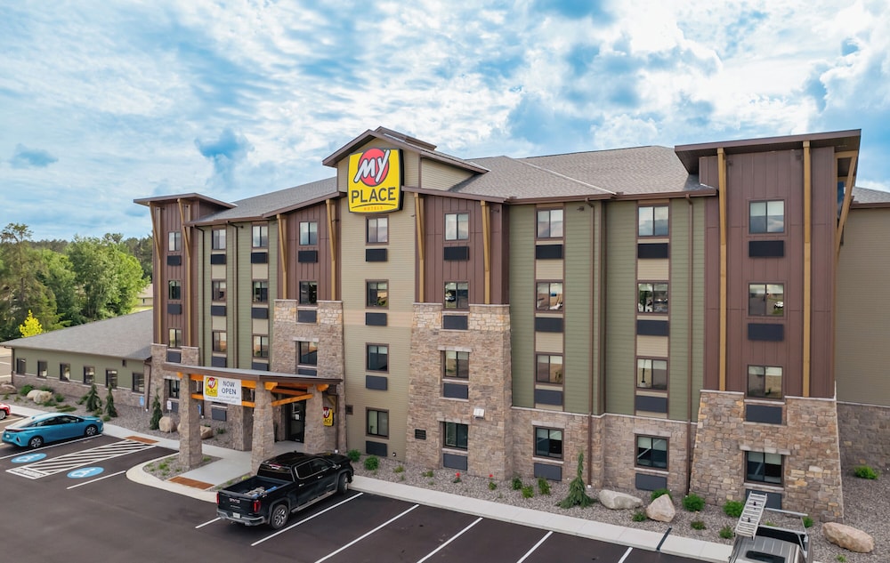 My Place Hotel Grand Rapids MN - carbon neutral hotel in Grand Rapids