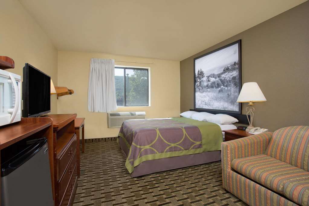 Super 8 by Wyndham Lynchburg VA - photo 13