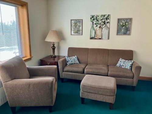Garden Grove Retreat & Lodging near Pictured Rocks Fayette Trails - photo 35