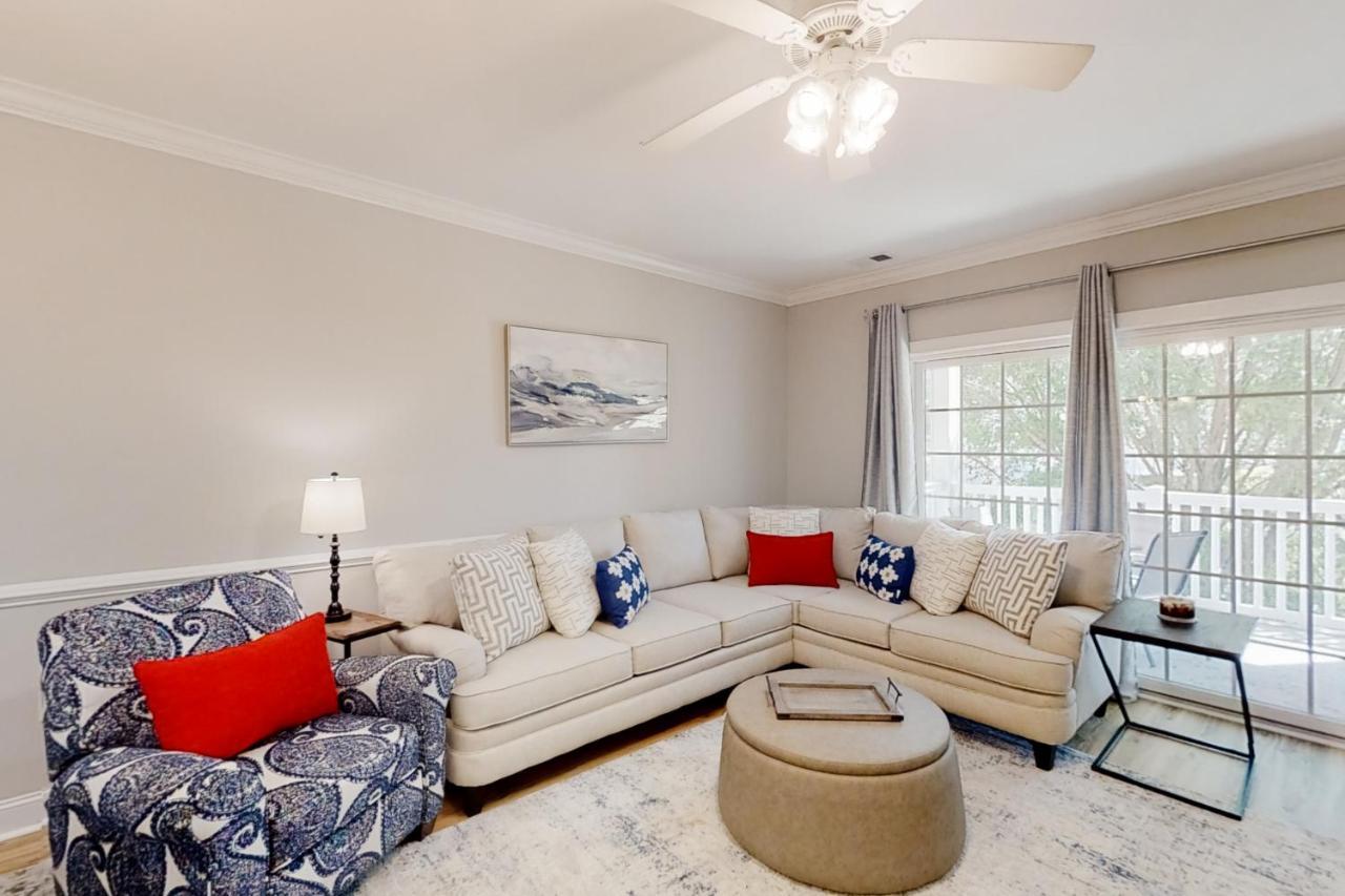 Magnolia Escape Retreat — 4-Star Luxury Hotel in Myrtle Beach, United States