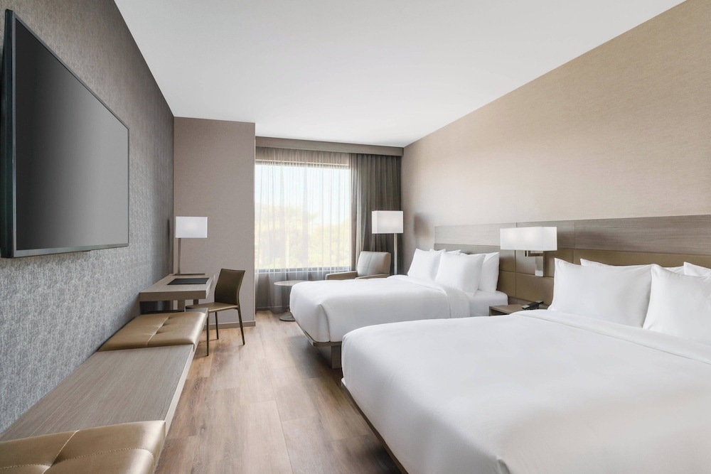 Ac Hotel By Marriott Scottsdale North - photo 7
