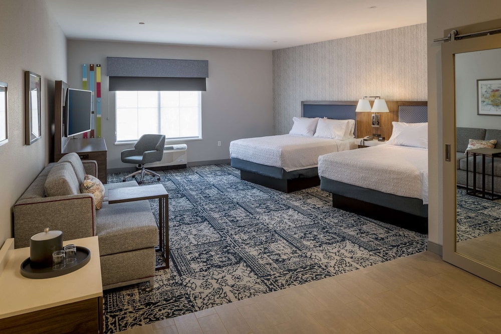 Hampton Inn & Suites Huntington Downtown - photo 9