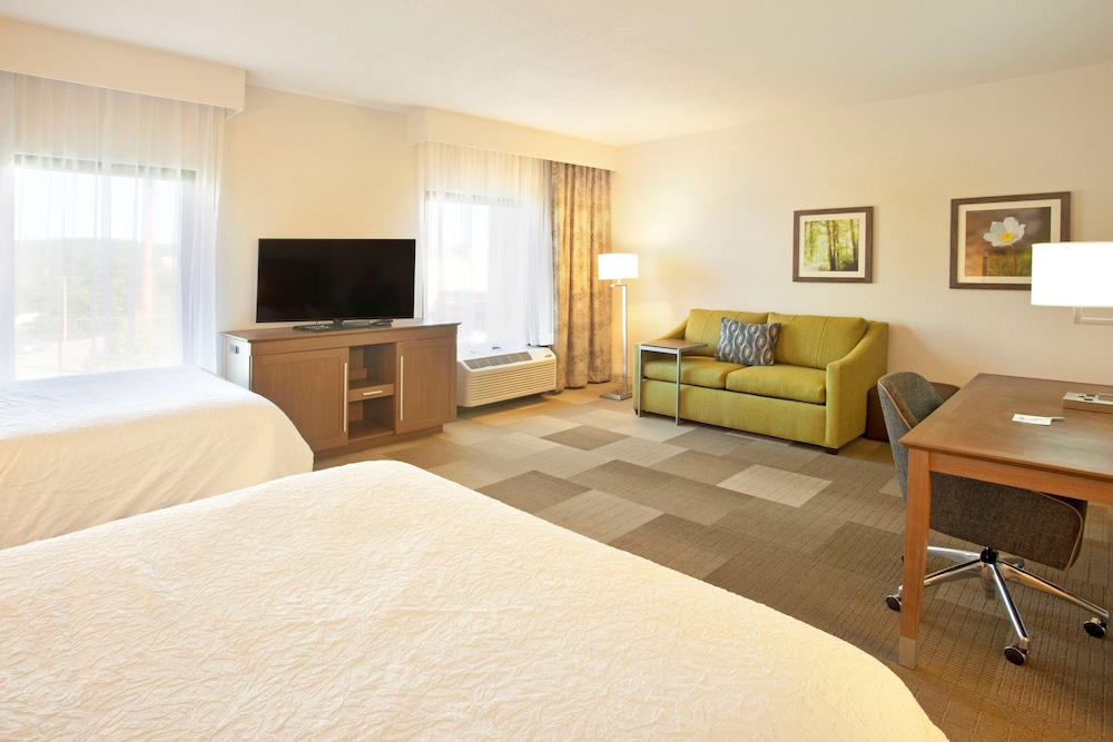 Hampton Inn & Suites Nashville Smyrna - photo 10